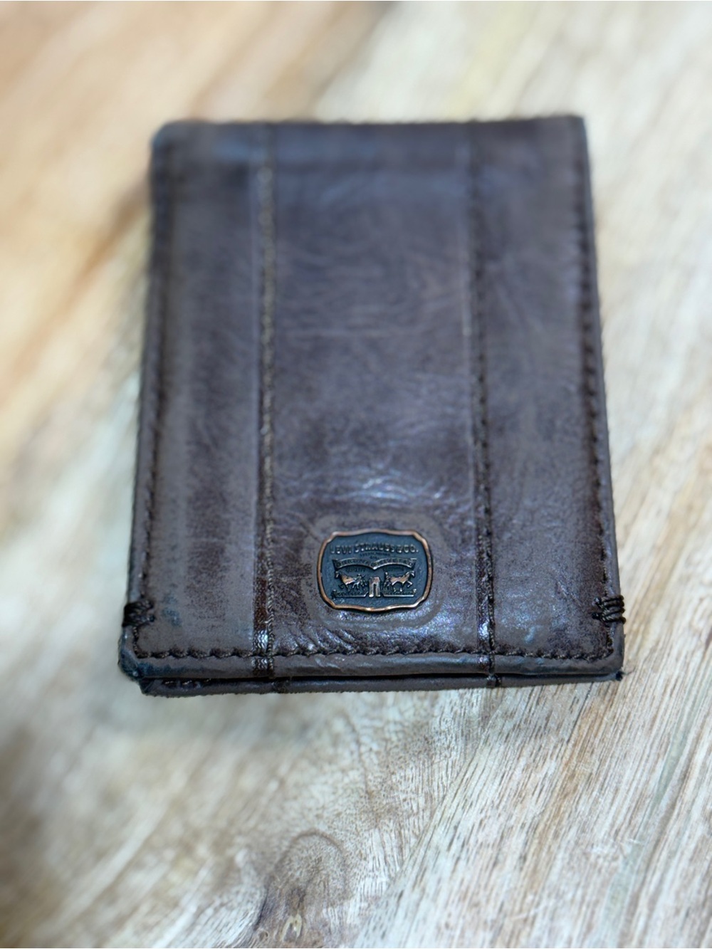 Distressed Levi’s Men’s Brown Bifold Wallet Plaid Interior